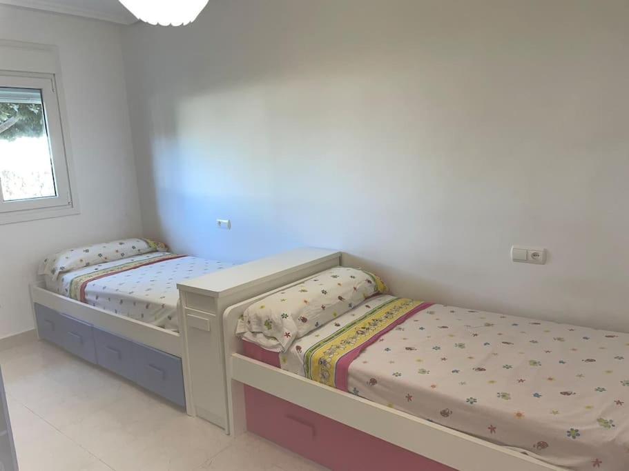 Moderna Y Alegre Vivienda Junto Al Mar . Apartment Roquetas de Mar Bagian luar foto