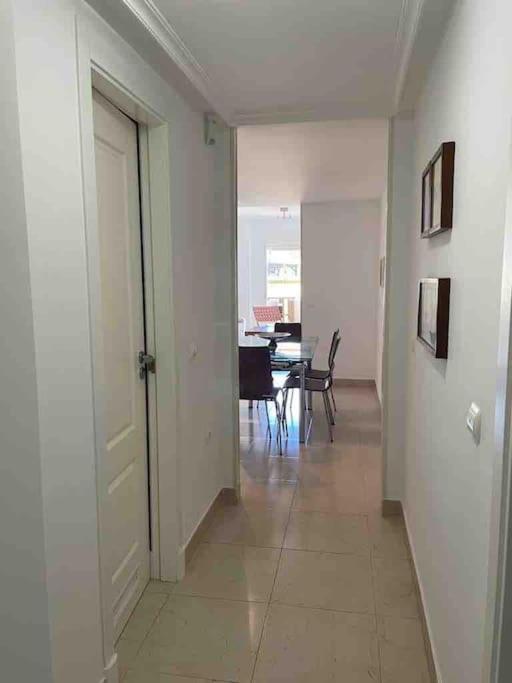 Moderna Y Alegre Vivienda Junto Al Mar . Apartment Roquetas de Mar Bagian luar foto