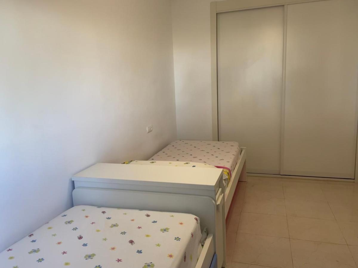 Moderna Y Alegre Vivienda Junto Al Mar . Apartment Roquetas de Mar Bagian luar foto